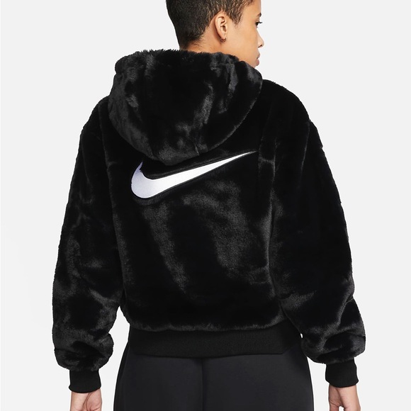 Nike Sherpa Faux Fur Jacket - Picture 3 of 3